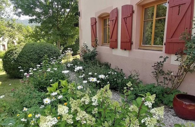 Homerez - Charming house in Taintrux village with garden