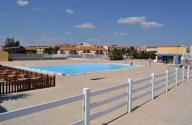 Homerez - Cozy Apartment Near Le Barcarès Beach