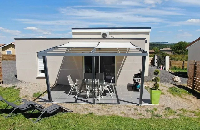 Homerez - House in Châteauneuf-de-Galaure