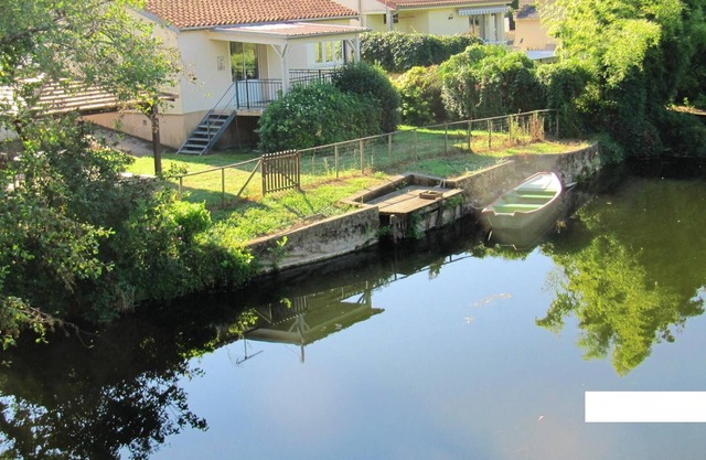 Homerez - Nice house with garden and terrace & Wifi