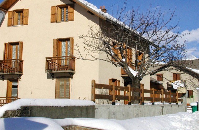 Homerez - House 1 km away from the slopes for 20 ppl. at Villar-Saint-Pancrace