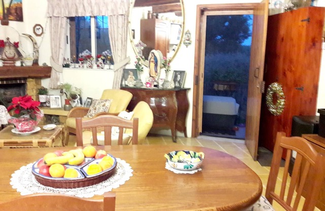 Homerez - House 2 km away from the beach for 2 ppl. with jacuzzi at Siġġiewi