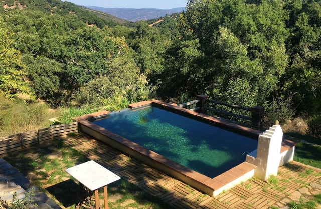 Homerez - Spacious house for 6 ppl. with swimming-pool and terrace at Aracena