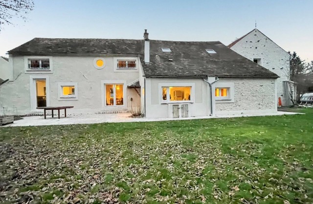 Homerez - Spacious house with sauna in Héricy of 230 m²