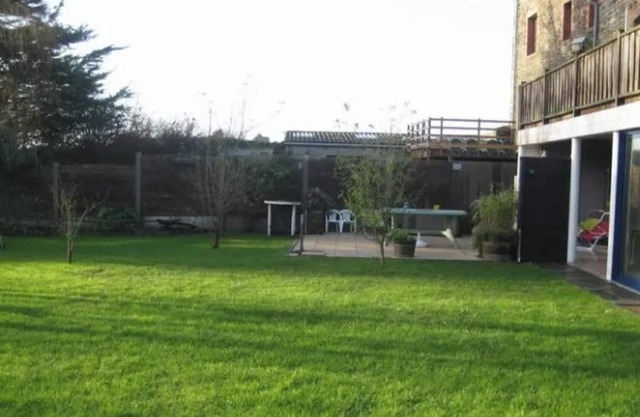 Homerez - Studio in Hirel with garden