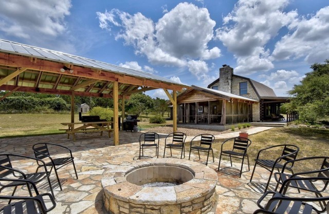 Homestead House- Game Room, Lounge Pool, Movie Theater, Hot Tub, etc.