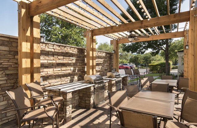 Homewood Suites by Hilton Austin-South/Airport