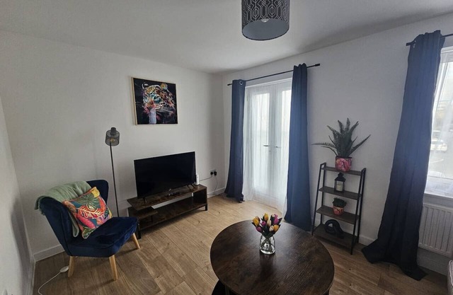 Homington House Long Stays Discount Free Parking