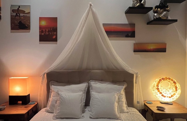 HoneyMoon Romantic beautiful Sagres House, 3mn walk, best surfing beach: Tonel