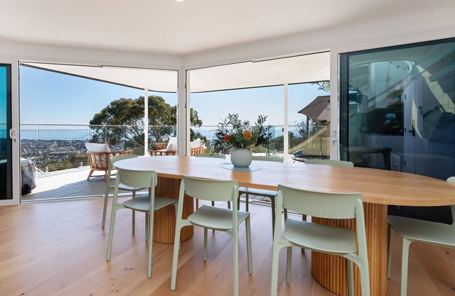 Horizons on Hove with Heated Spa