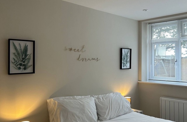 Horsham - Cosy, 1 bedroom apartment
