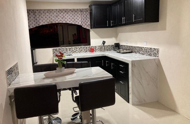 Hospedaje Ana Lu 2, Only 10 minutes from airport