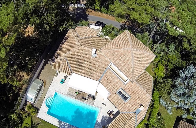 Hossegor 200m ocean and lake villa heated pool ideally situated architect