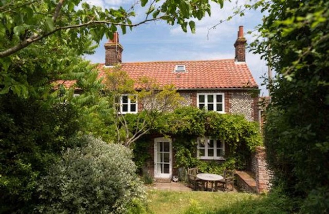 Host & Stay | Marlpit Cottage