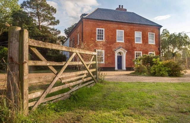 Host & Stay | Mill House