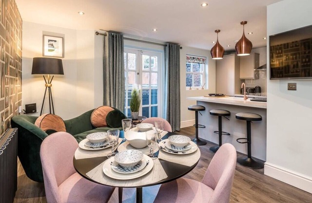 Host & Stay | The Pilgrim Coach House
