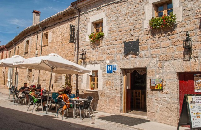 Hostal-Bar Restaurante "La Fuente"
