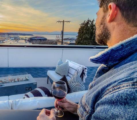 Hot Tub - Best Views - Near Stadiums!