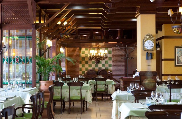 Hotel Azofra