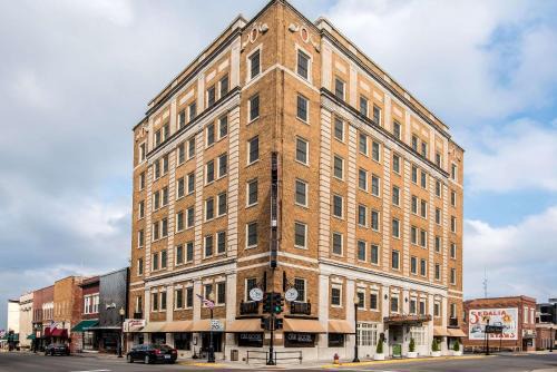 Hotel Bothwell Sedalia Central District, an Ascend Collection Hotel