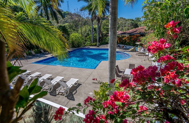 Hotel Colinas del Sol