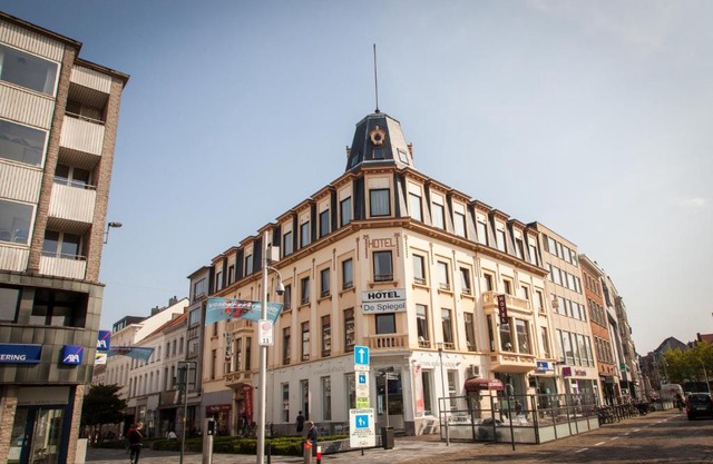 Hotel De Spiegel