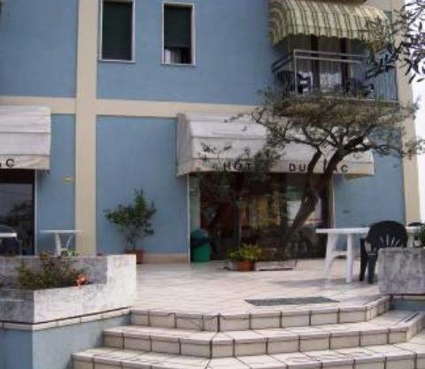Hotel Du Lac