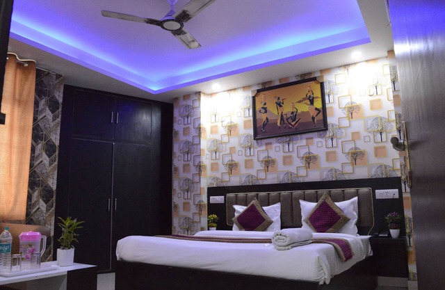 HOTEL DV PLAZA INN NEAR DELHI AIRPORT
