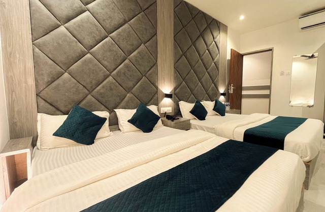 Hotel Grand Executive