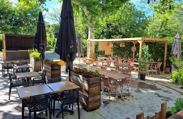 hotel les platanes