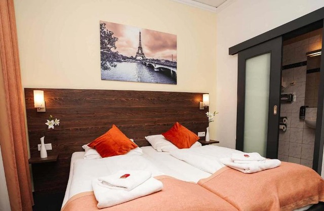 Hotel Little Paris