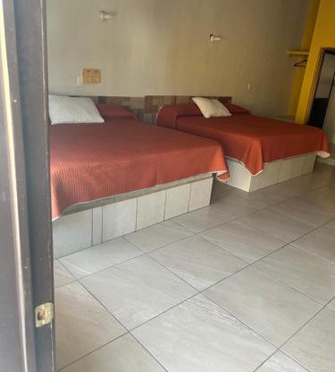 Hotel Los Álvarez