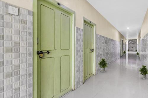 Hotel O Sridhar