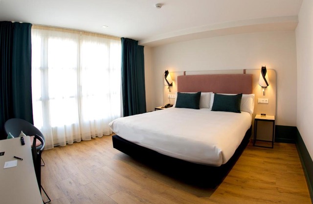 Hotel Plaza De La Paz