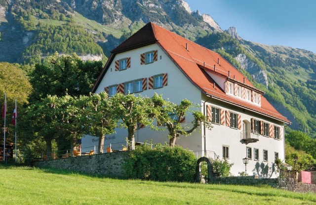 Hotel Restaurant Schlössli Sax