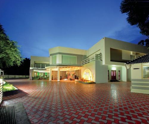 HOTEL SRIVATSA REGENCY