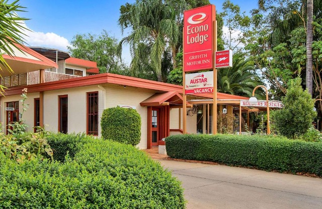 Hotels in Griffith, Australia
