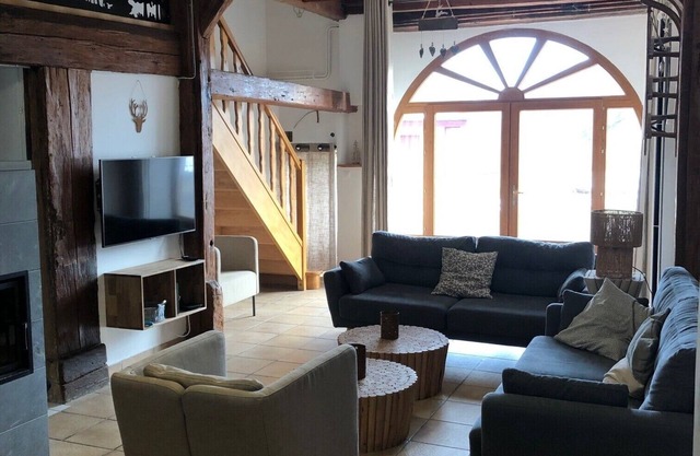 House 15 people with Jacuzzi, Large Terrace near Gérardmer