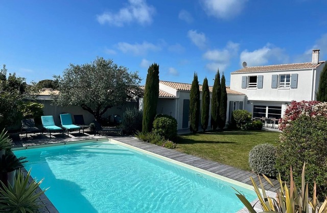 House 5* - near sea - swimming pool & garden - La-Brée-Les-Bains (Oléron)