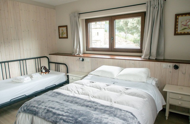 HOUSE 5, WITH TERRACE AND GARDEN 2/5 PAX POTES PICOS DE EUROPA - CANTABRIA