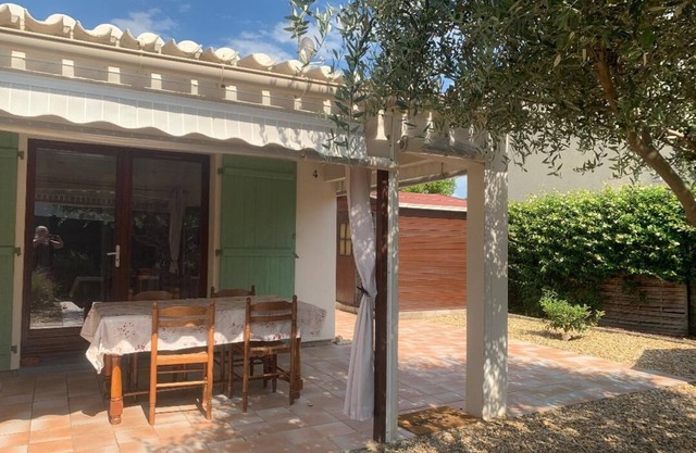 HOUSE 6 PERS IN RESIDENCE WITH POOL