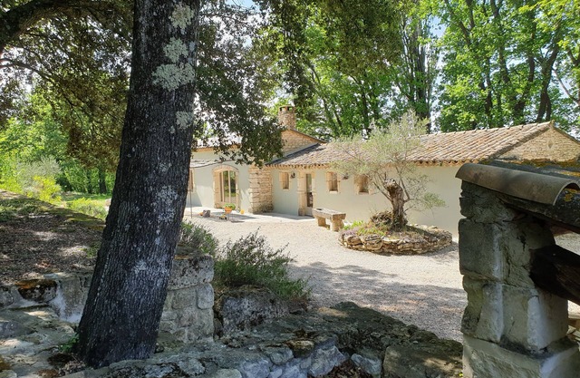 House between lavender fields and oak wood located near Grign