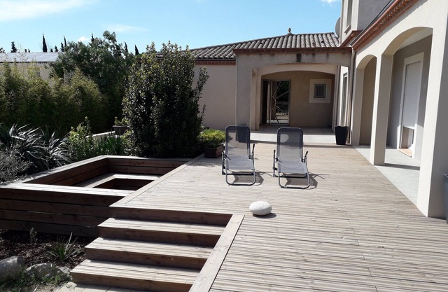House between sea and garrigue