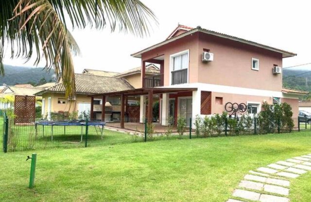 House by the beach - (Sahy- aldeia dos reis- principado)