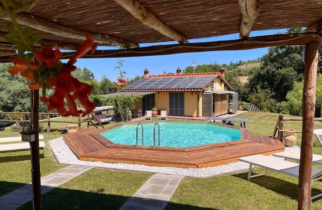 House consists of a "two-room" and a "trilocale", Valdarno Aretino