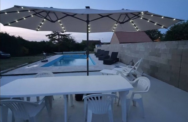 House for 12 people with swimming pool, Domaine d'Ayden