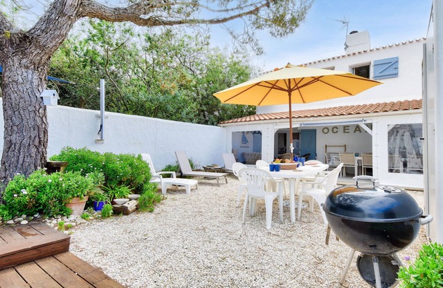 House for 8 - 100 m from the beach - Garden