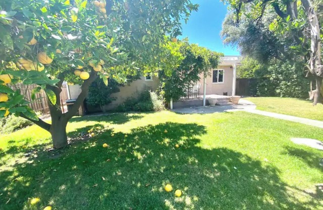House ‏in Sherman oaks