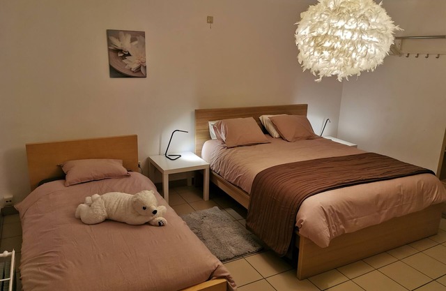 House in the countryside, ideally located between Namur and Dinant