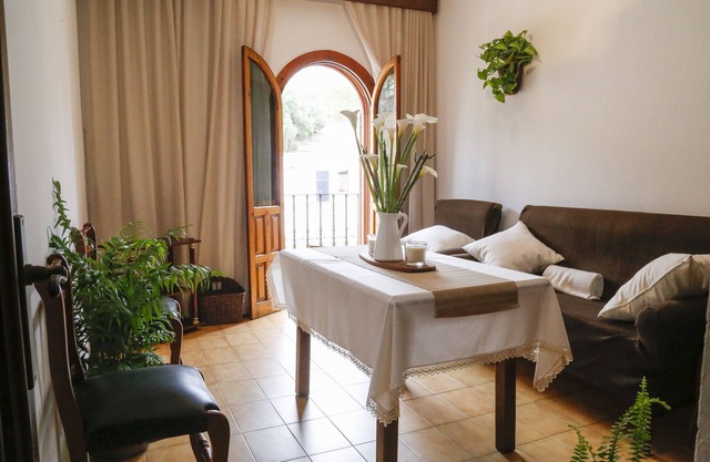 House Las Nieves I. Quiet Apartment, Central and Luminous with Terrace